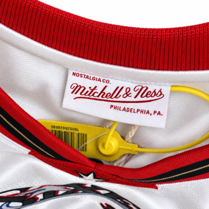 Close-up of Allen Iverson 76ers 1996-97 white jersey neck label