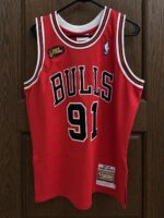 Dennis Rodman Bulls 1997–98 Finals red jersey, actual size L sample photo