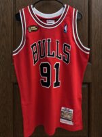 Dennis Rodman Bulls 1997–98 Finals red jersey, actual size L sample photo