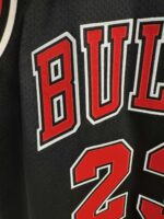 Michael Jordan Bulls 1997–98 black jersey, actual size L sample photo
